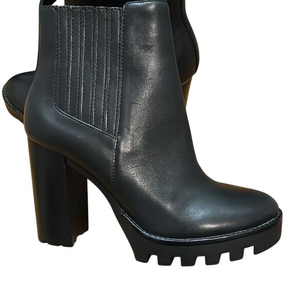 Antonio Melani Pascal Leather Gore Detailed Lug Sole Platform Booties Size 9.5 - Picture 4 of 7